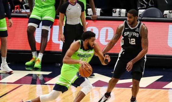 云开体育官网-唐斯复出未助球队止颓 再战马刺他们誓要终结连败