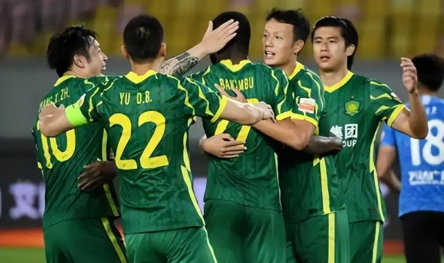 云开体育官网入口-喜讯！塞尔吉尼奥可在本赛季国安踢古加留下的后腰位置，值得期待