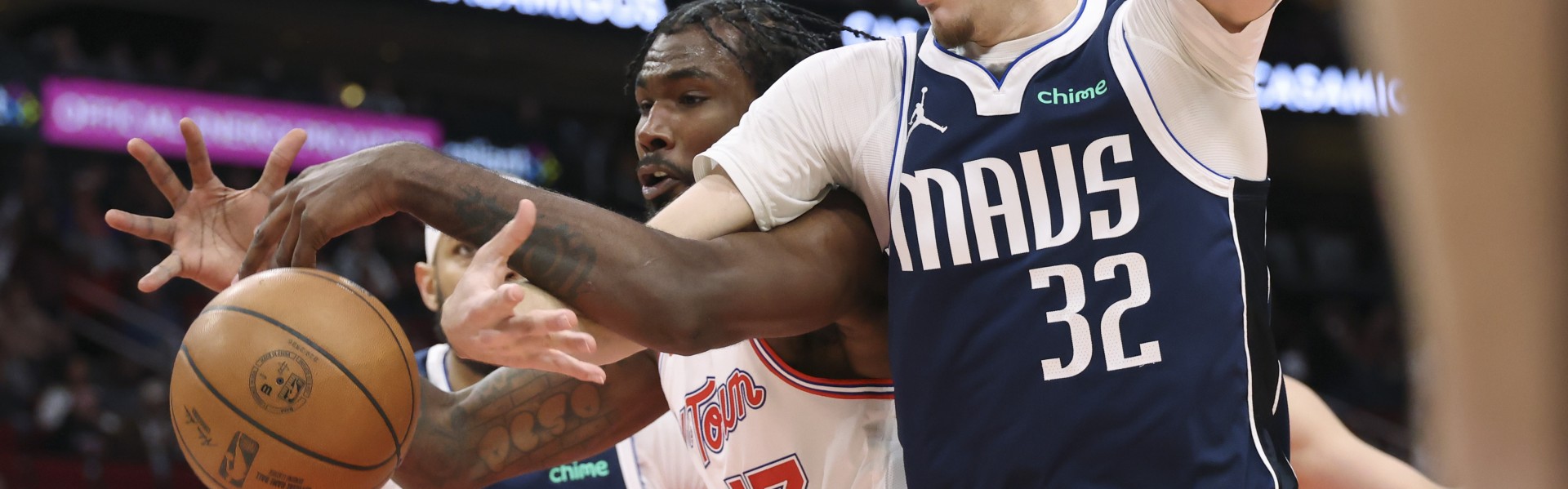 云开体育-允许年轻人犯错！19岁弗拉格&amp;23岁申京阿门 开发投射等终极形态