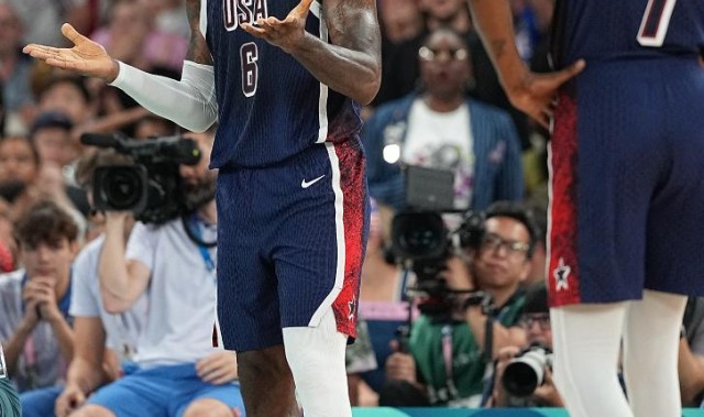 云开体育官网入口-NBA季后赛对阵出炉：火箭湖人首轮遭遇，尼克斯、老鹰续写恩怨